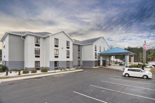 Inngang, Baymont by Wyndham Pooler/Savannah in Savannah Suburbs