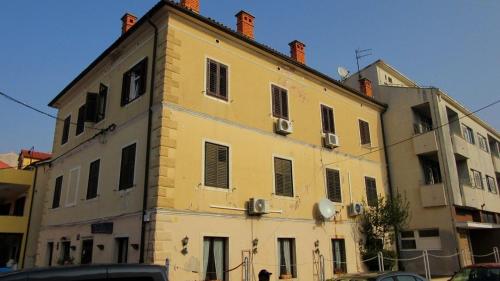  Apartment Riva in Fažana