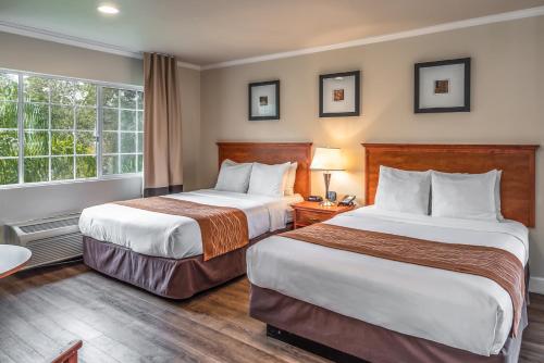Comfort Inn Monterey by the Sea