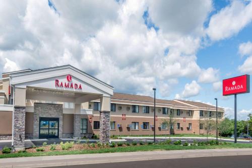 Ramada by Wyndham Minneapolis Golden Valley - Hotel - Minneapolis