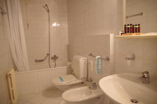 Hotel Bahnhof Haus - image 8