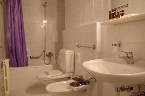 Hotel Bahnhof Haus - image 3