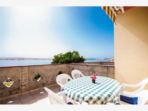 Apartmani Marica in คุสติซิ