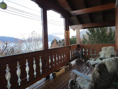 Cosy chalet, 100m2 with fjordview!