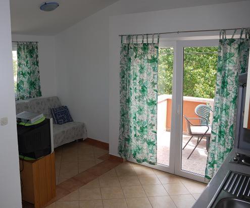  Stanovi 6 in Ljubač