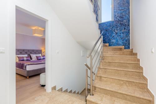 Bejárat, Villa Roko in Ljutici