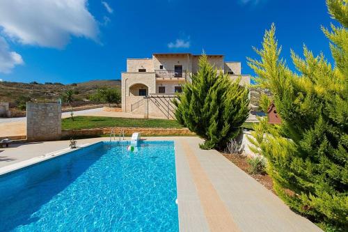 Exterior view, Faethon villa in Nikiforos Fokas