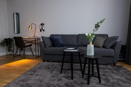 Livin Station Hotel - image 2