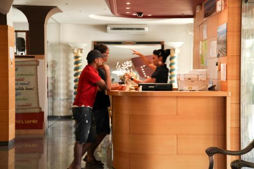 Lobby, Ampuria Inn in Roses