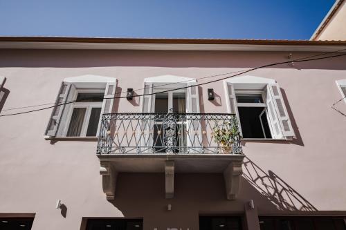  Stylish Studio Apartment - 8F House in Kalamata
