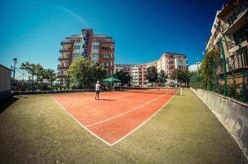 Riviera Fort Beach Apartments - image 8