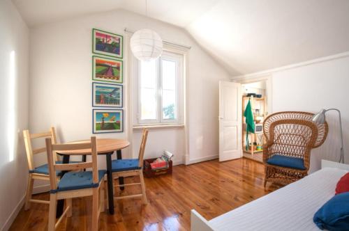  Bright Apartment in Belém, Unterkunft in Lissabon