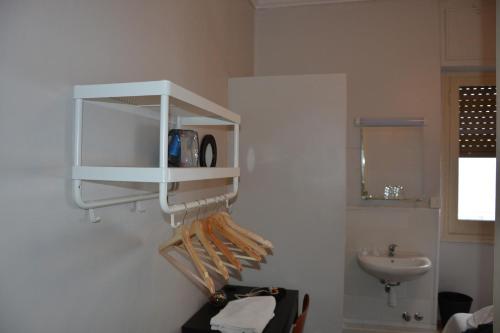 Twin Room with Shower image 10