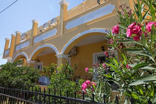  Helios Apartments in Acharavi