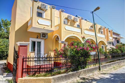  Helios Apartments in Acharavi