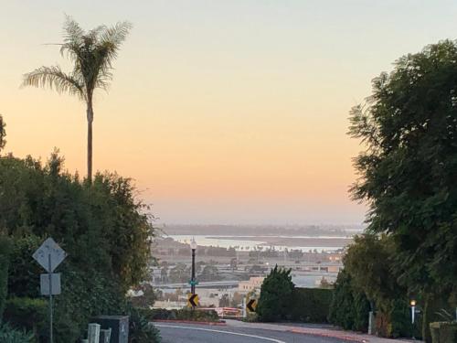 

Breathtaking Harbor Views-Spacious Luxury!