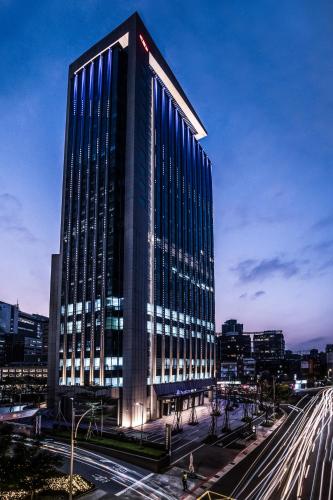 Exterior view, The Place Taipei in Nangang District