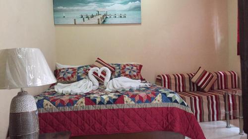 Ashley and Bill's Suites 'N Garden Hotel and Vacation Homes