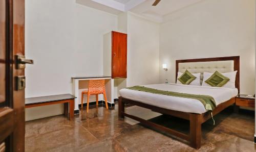 Itsy Hotels Prakasam Residency