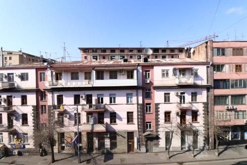 Stay Inn Apartments at Nalbandyan 50 street