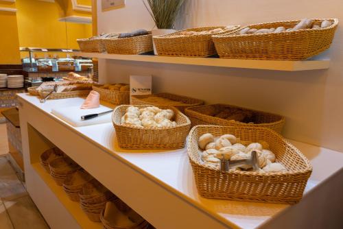 Senator Marbella Spa Hotel - image 2