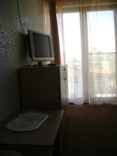 Double Room image 5