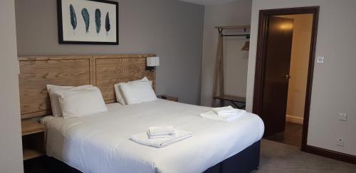 Waterloo Cross, Devon by Marstons Inns Waterloo Cross by Marstons Inns is perfectly located for both business and leisure guests in Cullompton. Both business travelers and tourists can enjoy the hotels facilities and services. All the ne