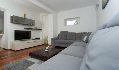  Apartment Bašić, Unterkunft in Kaštela