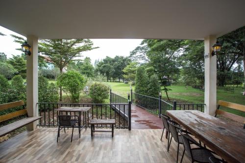 랏차부리 The Harmony Resort 3성급 호텔 레스토랑