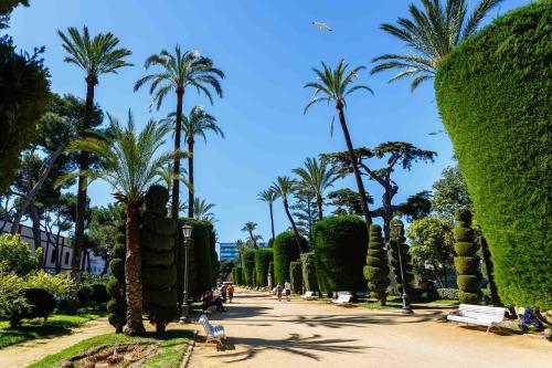 El TESORO de la Caleta by Cadiz4Rentals