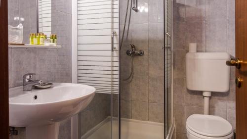 Hotel Herastrau Room Type - Standard Twin Room