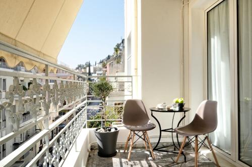 Acropolis Plus Penthouse - image 11