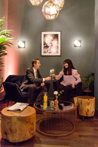 Manhattan Hotel - image 5