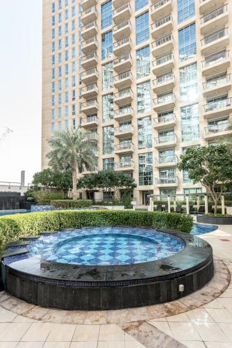 Standpoint Near Dubai Mall - image 6