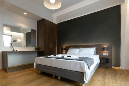 TONI'S Cute 2BD Apartment in Koukaki!, Athens