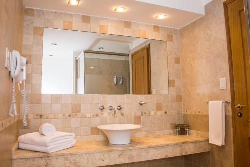 Hotel Piren – Puerto Madryn, CA