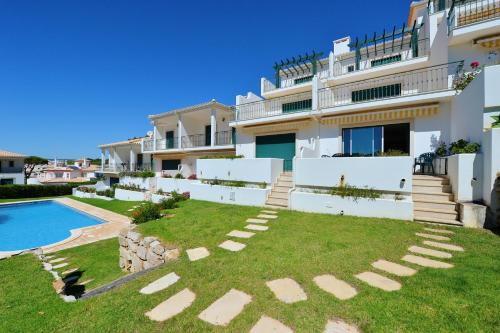 TownHouse next to Falésia Beach