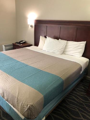 Motel 6 Shartlesville, PA