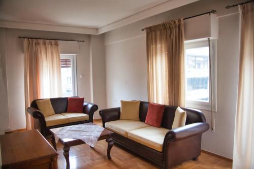  Luxury Double Bedroom Apartment in the City Center in 41222 Larisa