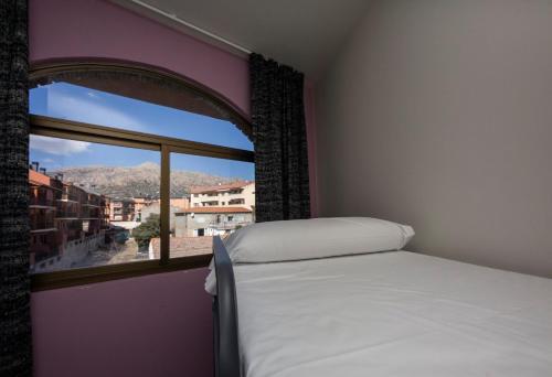 Hostel La Pedriza - image 11