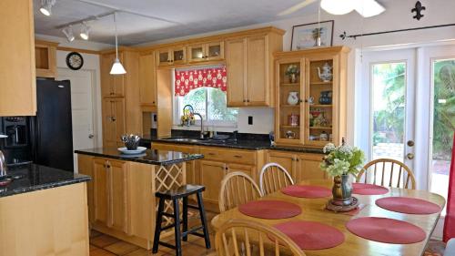 BeachPoint Cottages - 주방