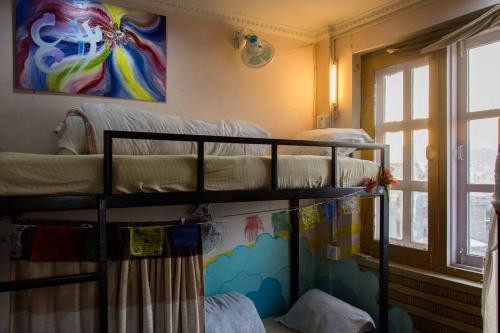 Bed in 8-Bed Mixed Dormitory Room