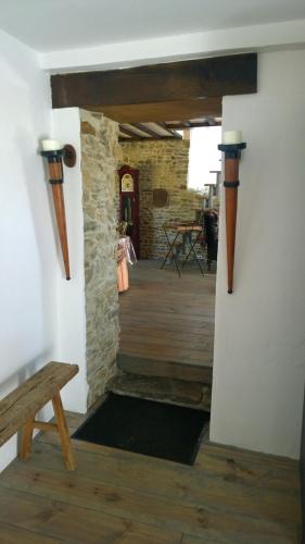 La Ferme Blanche in เมนิล-แว็ง