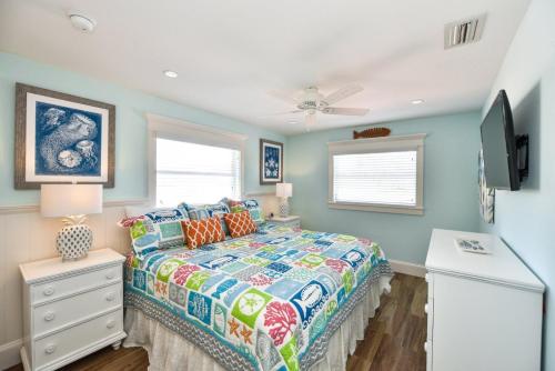 Tropical Breeze Resort - image 12