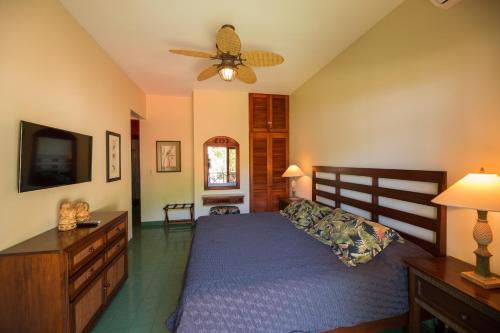 183713253 Club del Mar Oceanfront