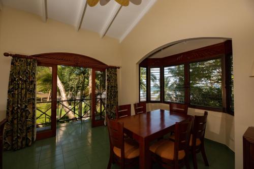 183713424 Club del Mar Oceanfront