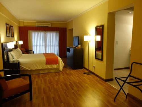 Suite image 3