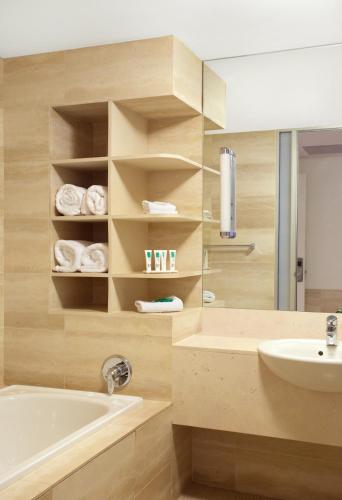 Watsons Bay Boutique Hotel - image 14