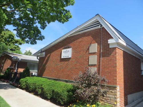 Carleton of Oak Park - image 6