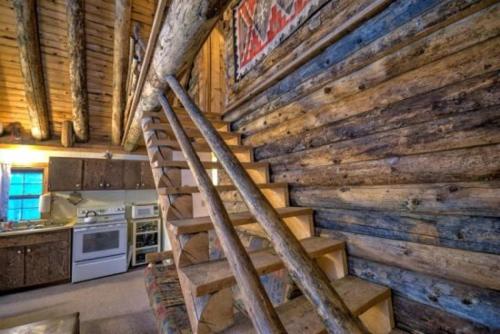 Perry Mansfield - Pine Cabin